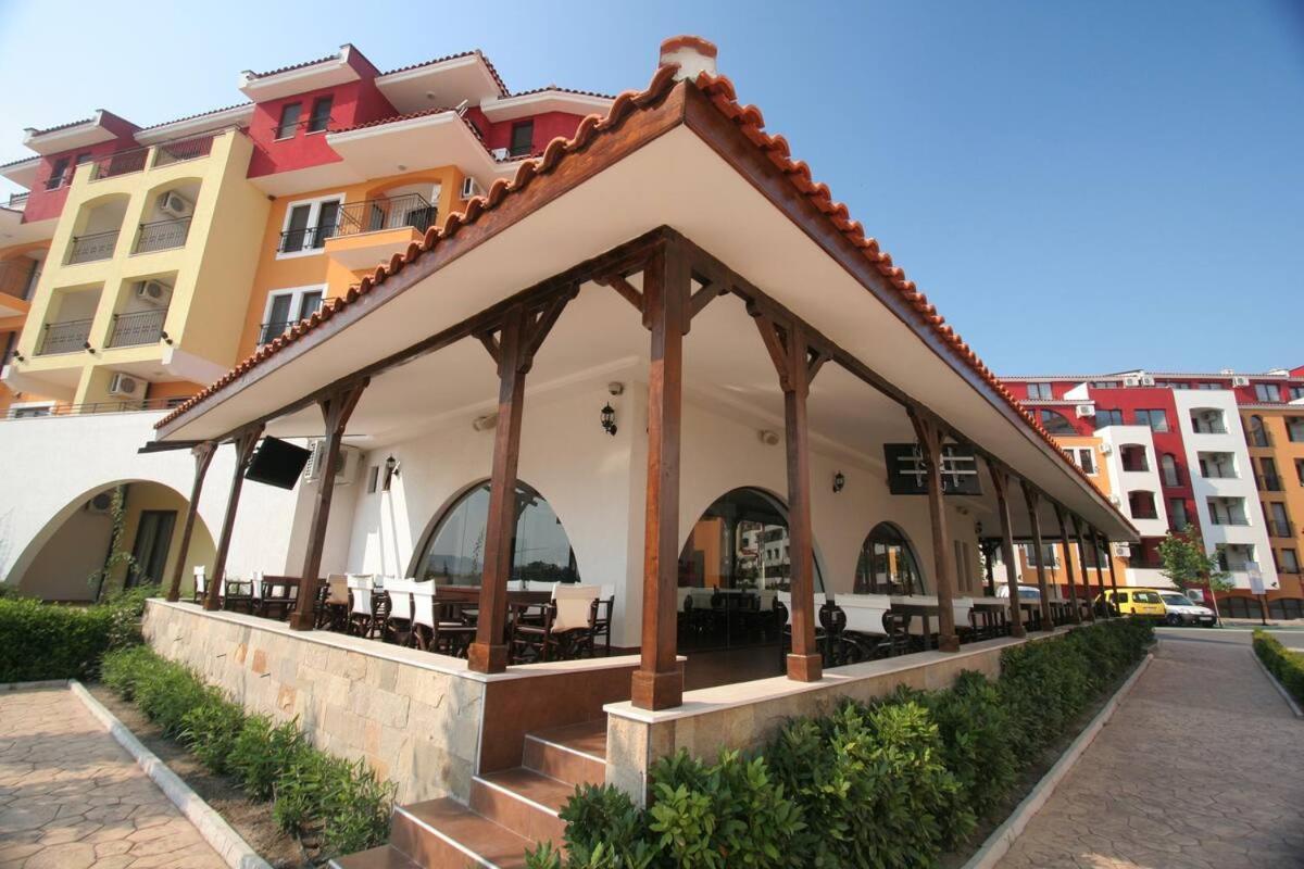 Quiet, Relax And Sand Beach Place With 4Star Service Akheloj Eksteriør bilde